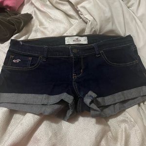 Hollister low waisted jean shorts